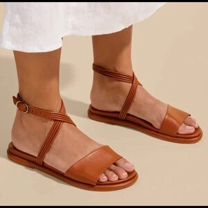 NWOT OluKai Tiare Wrap Sandals Leather Size 9